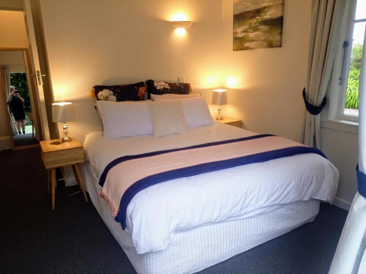 Irongate Retreat 5* Hastings